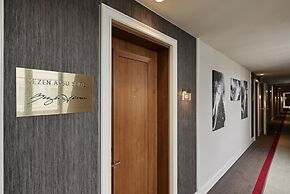 TITANIC Gendarmenmarkt Berlin