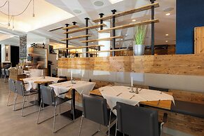 Bayer 89 Vi Vadi Hotel