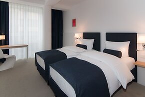 Bayer 89 Vi Vadi Hotel