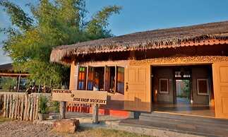 Riverside @ Hsipaw Resort