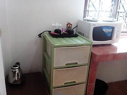 Baan Rim Lay Lipa Noi