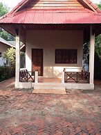 Baan Rim Lay Lipa Noi