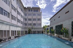 Fashion Hotel Legian