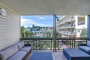 Portsea Village Resort