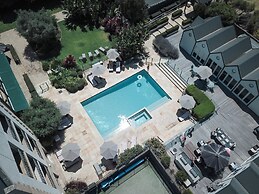 Portsea Village Resort