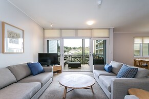 Portsea Village Resort