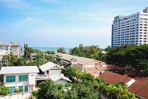 Hua Hin White Villa