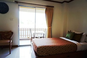 Hua Hin White Villa