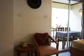 Hua Hin White Villa