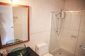 Hua Hin White Villa