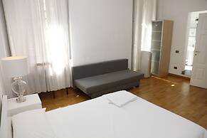 Casa Milano Apartments and Rooms