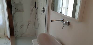 Casa Milano Apartments and Rooms