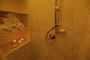 Casa Milano Apartments and Rooms