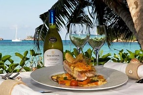 Blue Princess Beach Hotel & Suites