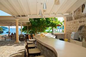 Blue Princess Beach Hotel & Suites