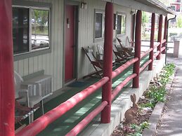 Wapiti Self-Service Lodge