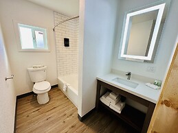 Wapiti Self-Service Lodge