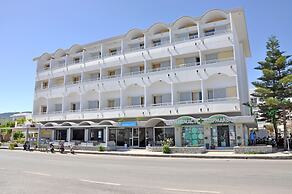 Zephyros Hotel