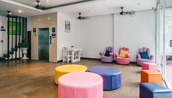 iCheck inn Central Patong