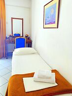 Kassavetis Center - Hotel Studios & Apartments