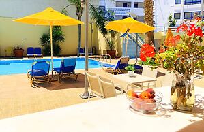 Kassavetis Center - Hotel Studios & Apartments