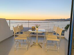 Kassavetis Center - Hotel Studios & Apartments