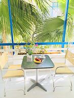 Kassavetis Center - Hotel Studios & Apartments