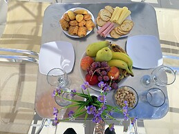 Kassavetis Center - Hotel Studios & Apartments