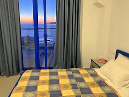 Kassavetis Center - Hotel Studios & Apartments