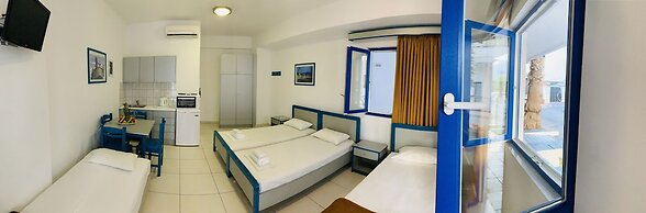 Kassavetis Center - Hotel Studios & Apartments