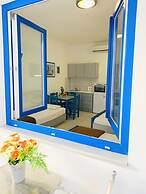 Kassavetis Center - Hotel Studios & Apartments