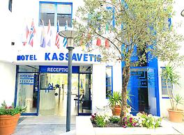 Kassavetis Center - Hotel Studios & Apartments