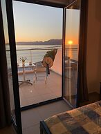 Kassavetis Center - Hotel Studios & Apartments