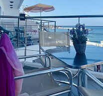 Kassavetis Center - Hotel Studios & Apartments