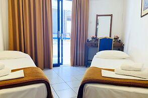 Kassavetis Center - Hotel Studios & Apartments