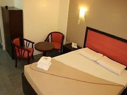 Toilena Room and Board