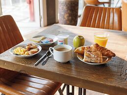 B&B HOTEL Clermont-Ferand Nord Riom