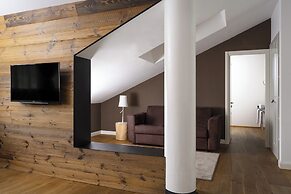 Montana Lodge & Spa, by R Collection Hotels