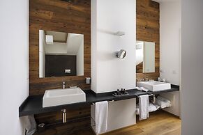 Montana Lodge & Spa, by R Collection Hotels
