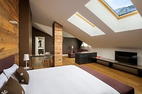 Montana Lodge & Spa, by R Collection Hotels