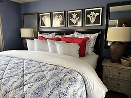 Ocean House Inn & Condos