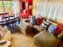 Ocean House Inn & Condos