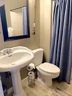 Ocean House Inn & Condos