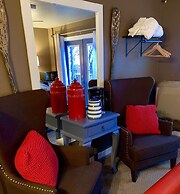 Ocean House Inn & Condos