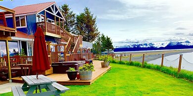 Ocean House Inn & Condos