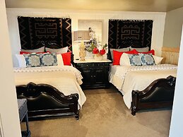 Ocean House Inn & Condos