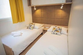 Lastura Aparthotel & Mobile Homes