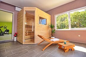 Lastura Aparthotel & Mobile Homes