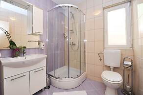 Lastura Aparthotel & Mobile Homes