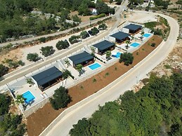 Lastura Aparthotel & Mobile Homes